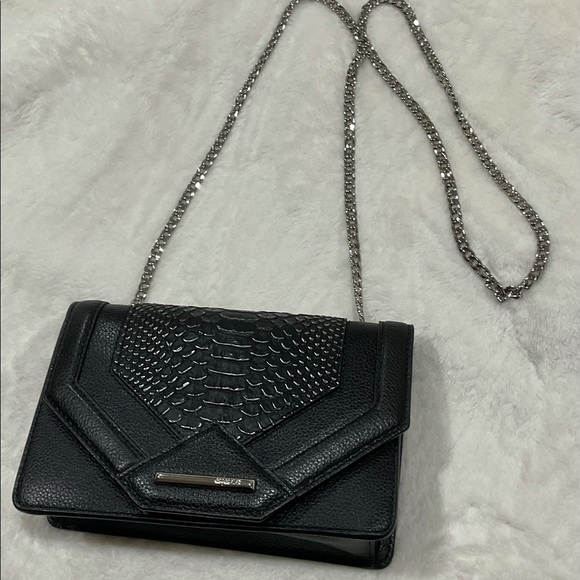 NWOT Mimco trinity clutch - black snake emboss - Picture 6 of 10